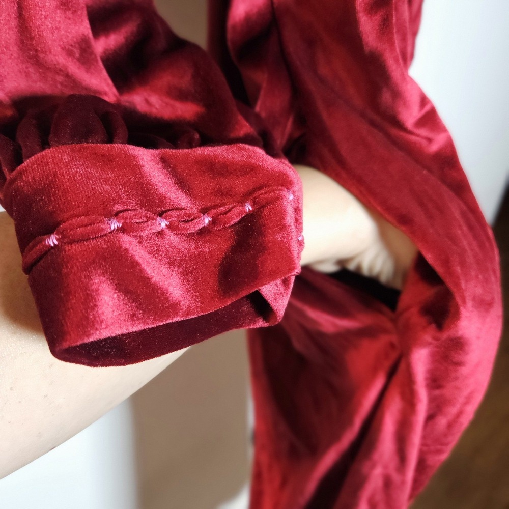 Vintage JCPenney Misses Robe Burgundy Velvet Zip Up Loungedress 80s Small 8-10 - Picture 4 of 7